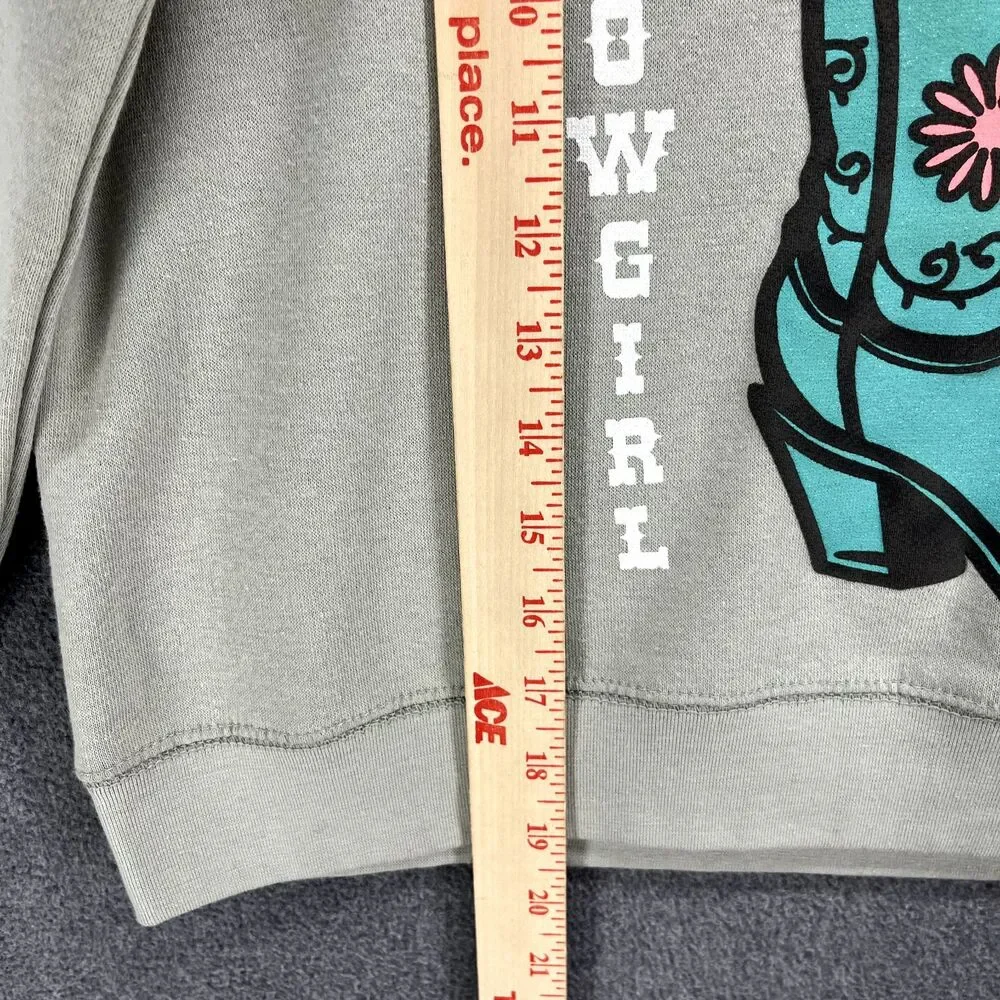 Relaxx Sweatshirt Womens Small‎ Cowgirl Graphic oversized Crop Top Sweater